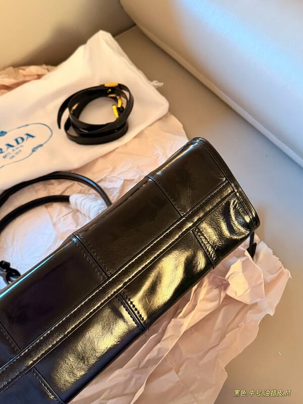 Prada Black 30x22x12cm shoulder bag — Top Quality Replica