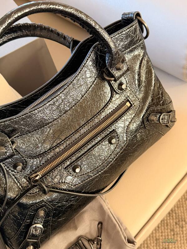 Balenciaga Black shoulder bag — AAA Quality Replica