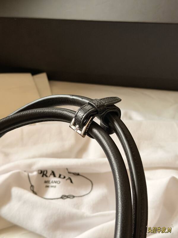 Prada Black 30x22x12cm shoulder bag — Top Quality Replica