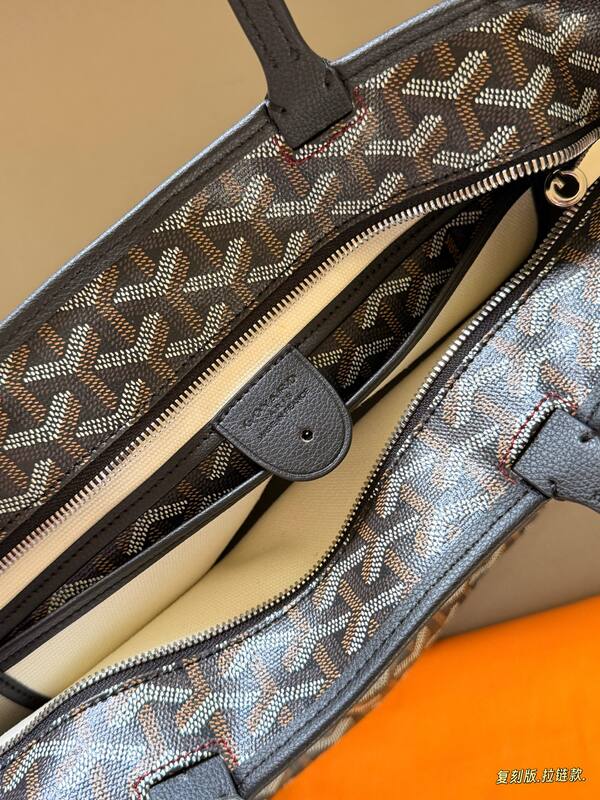 Goyard Black shoulder bag — AAA Quality Replica