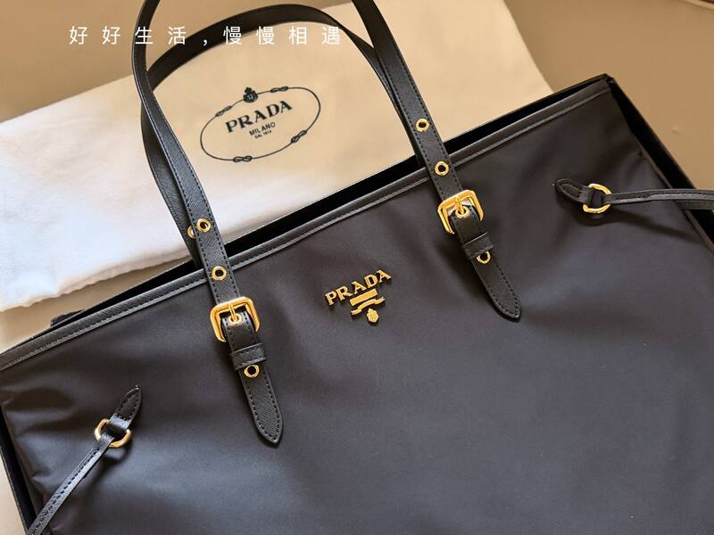 Prada Black 40x30x16cm shoulder bag — Top Quality Replica