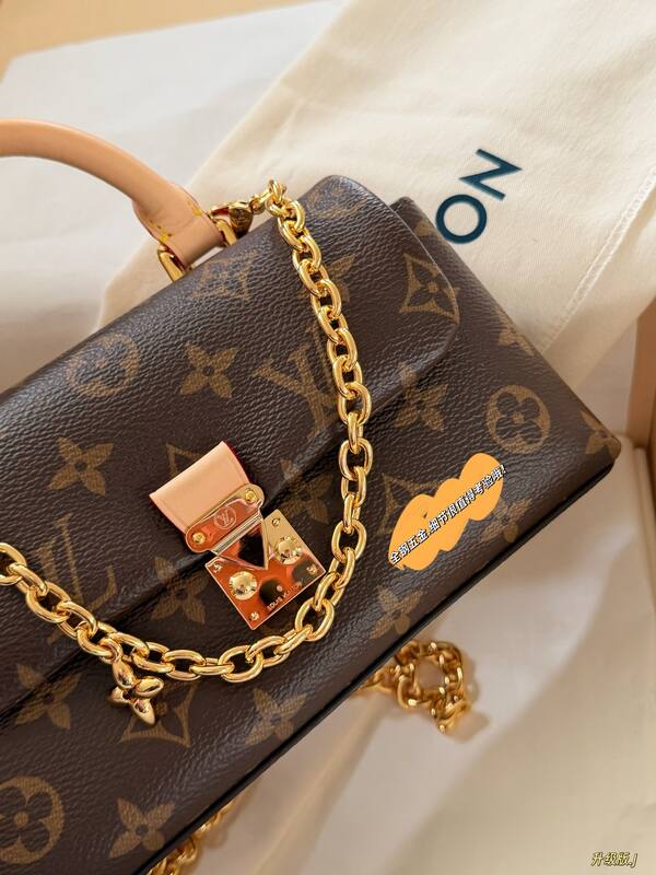 MCM Monogram shoulder bag — Premium Replica