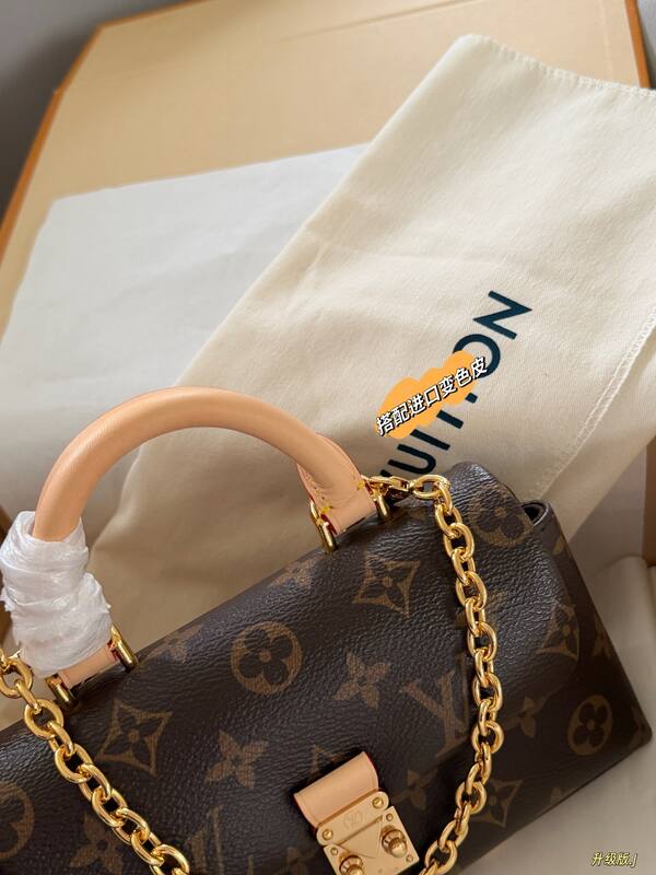 MCM Monogram shoulder bag — Premium Replica
