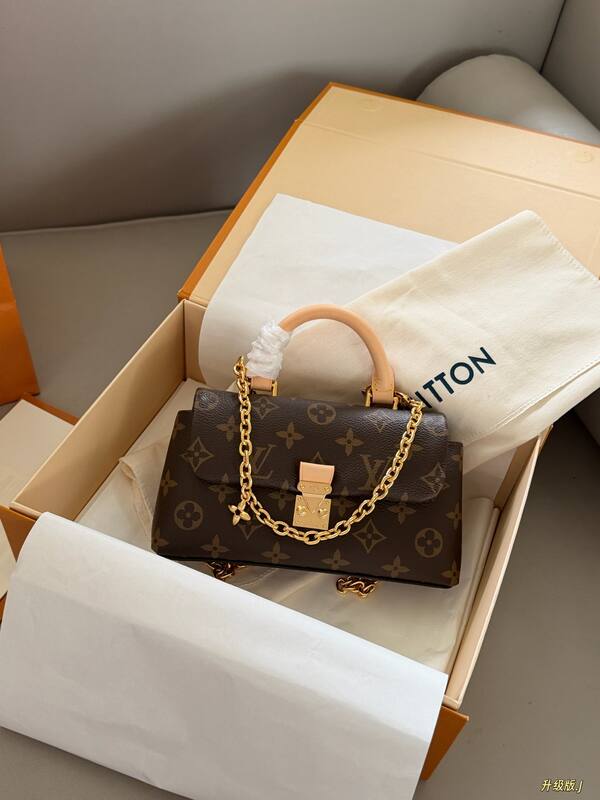 MCM Monogram shoulder bag — Premium Replica