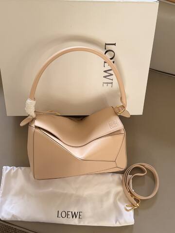 Loewe Beige 25x18x10cm shoulder bag Top Quality Replica