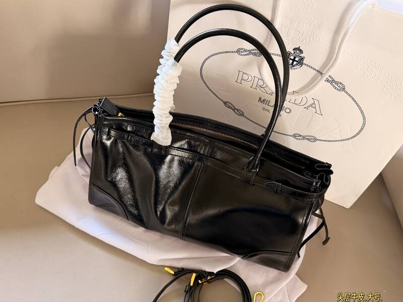 Prada Black 40x30x16cm shoulder bag — 1:1 Replica