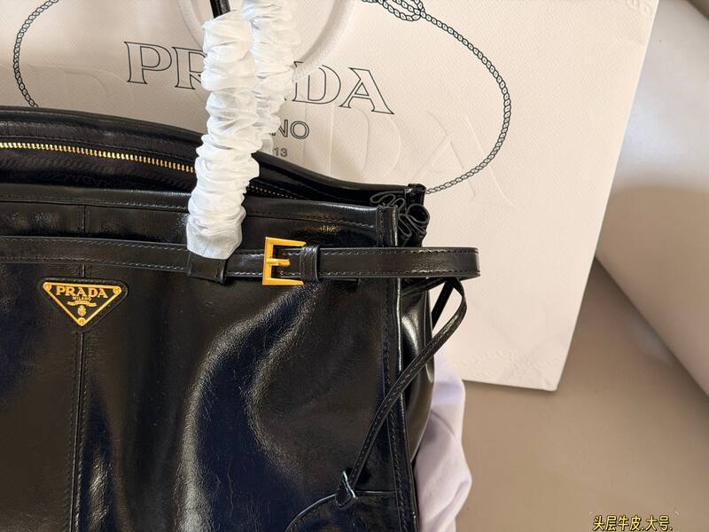 Prada Black 40x30x16cm shoulder bag — 1:1 Replica
