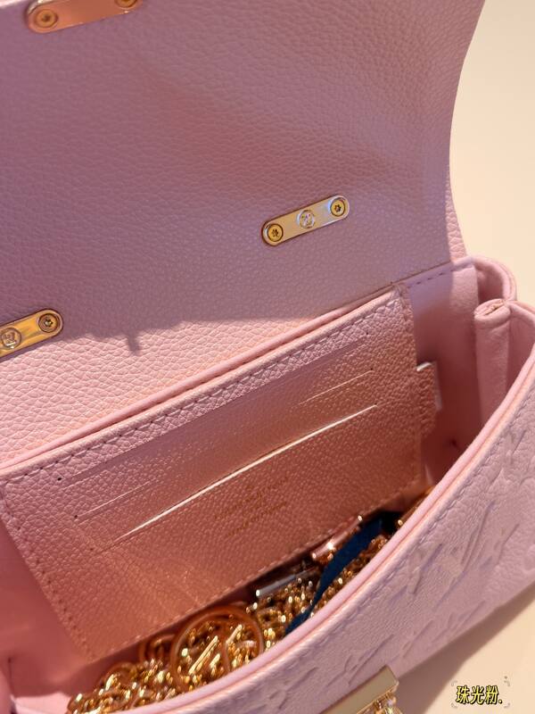 MCM Monogram shoulder bag — AAA Quality Replica