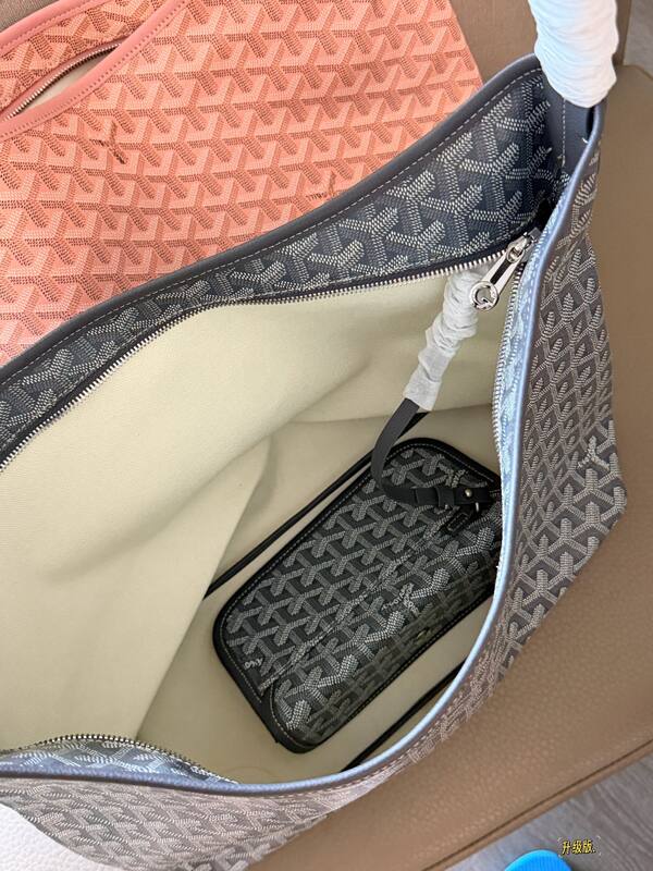 Goyard Pink shoulder bag — AAA Quality Replica
