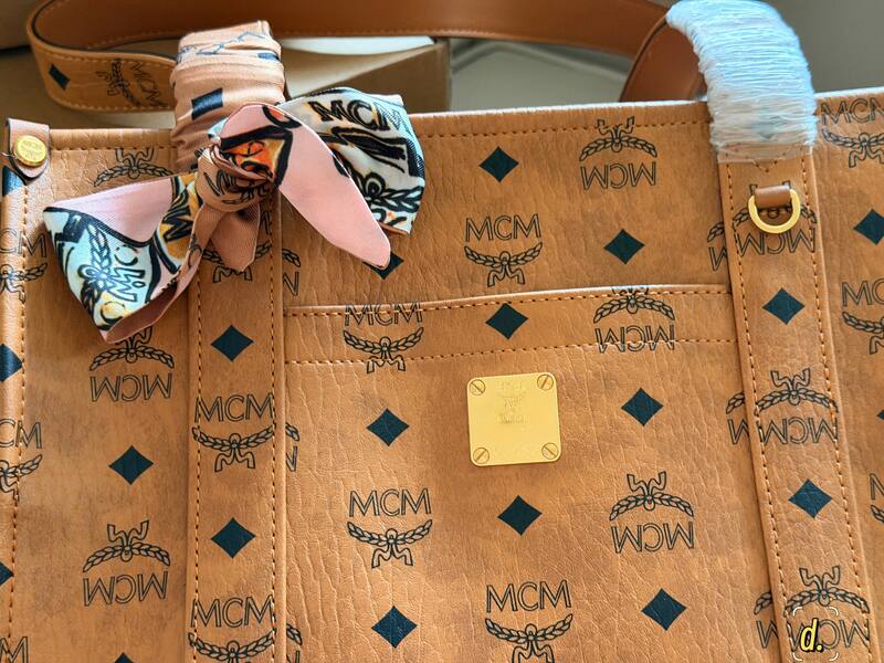 MCM Monogram 25x18x10cm shoulder bag — Premium Replica
