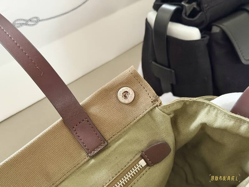Prada Brown 40x30x16cm shoulder bag — Top Quality Replica