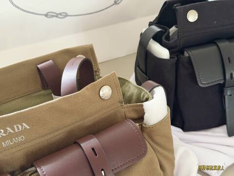 Prada Brown 40x30x16cm shoulder bag Top Quality Replica