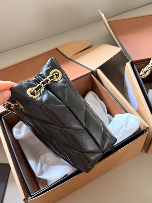 Coach Black shoulder bag — 1:1 Replica