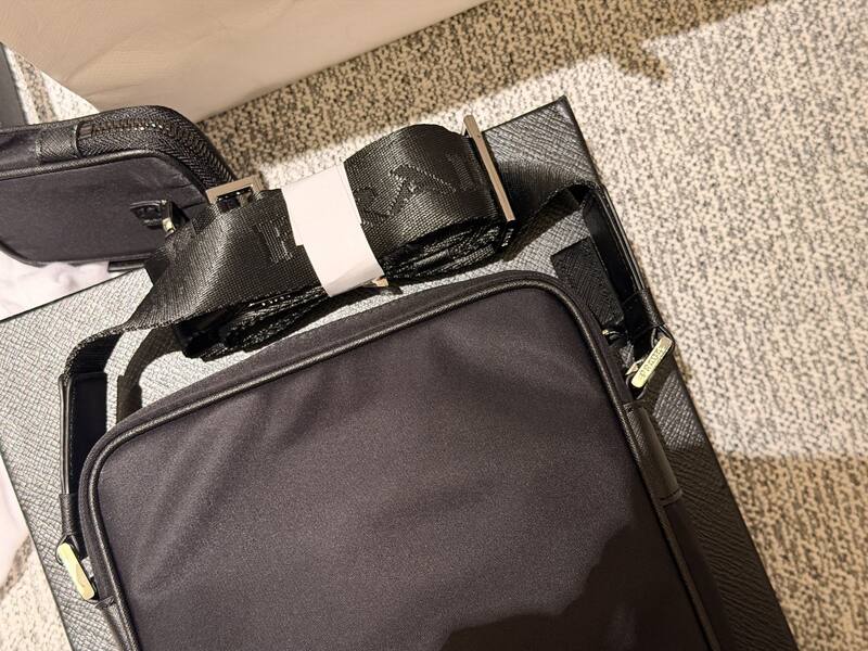 Prada Black shoulder bag — 1:1 Replica