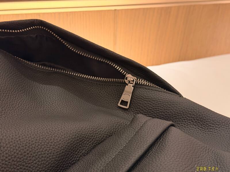 Coach Black shoulder bag — 1:1 Replica