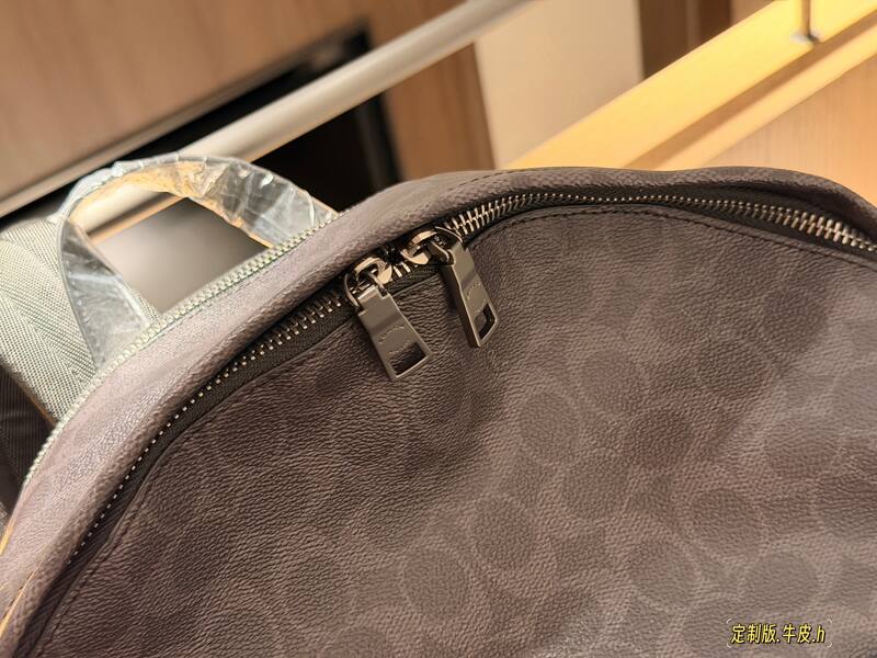 Coach Black shoulder bag — Premium Replica
