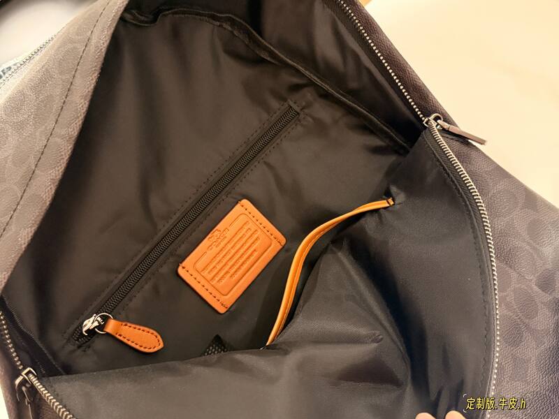 Coach Black shoulder bag — Premium Replica