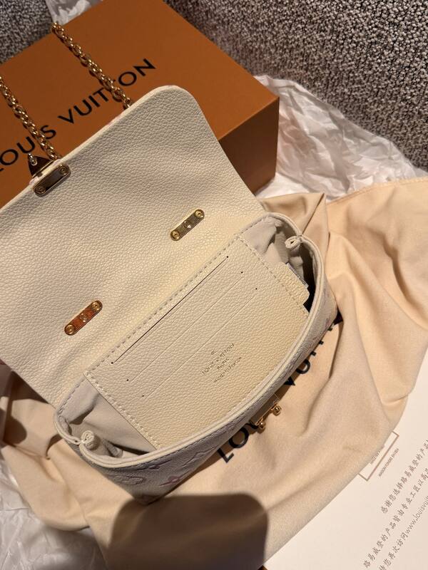 MCM Monogram shoulder bag — 1:1 Replica