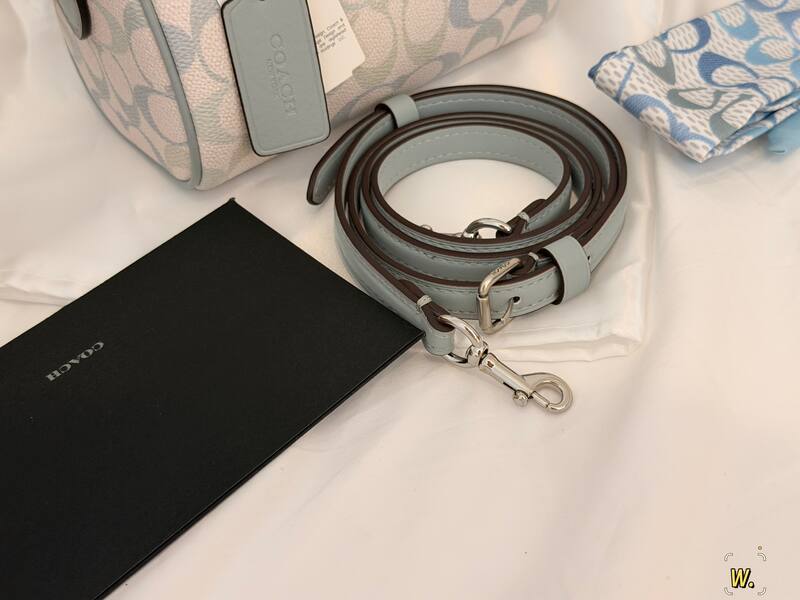 Coach Monogram 25x18x10cm shoulder bag — Premium Replica