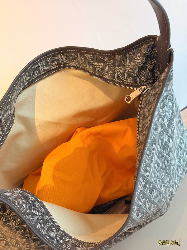 Goyard Grey shoulder bag — AAA Quality Replica