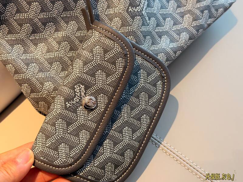 Goyard Grey shoulder bag — 1:1 Replica