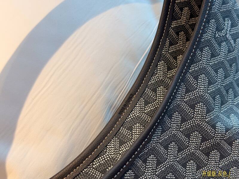 Goyard Grey shoulder bag — 1:1 Replica