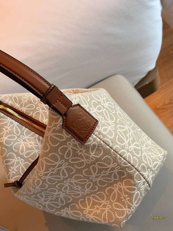 Loewe Brown 40x30x16cm shoulder bag — 1:1 Replica