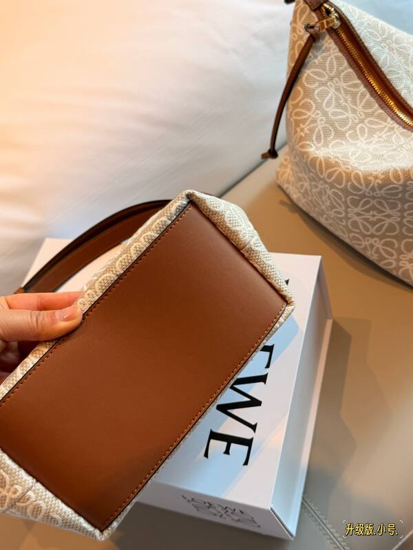 Loewe Brown 25x18x10cm shoulder bag — 1:1 Replica