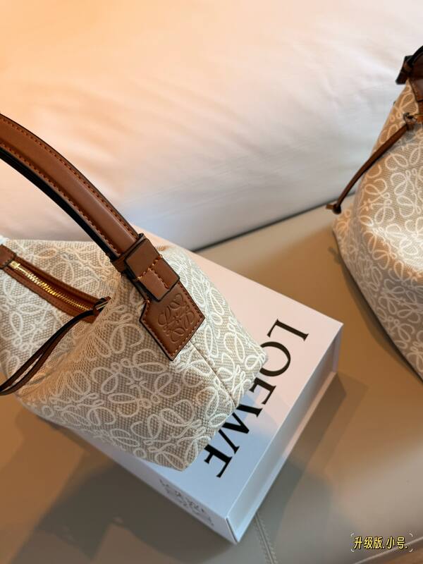 Loewe Brown 25x18x10cm shoulder bag — 1:1 Replica