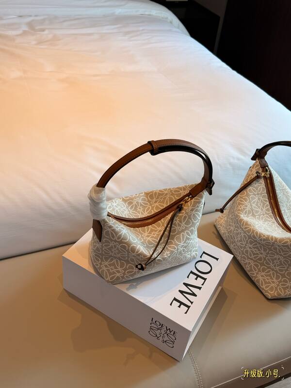 Loewe Brown 25x18x10cm shoulder bag — 1:1 Replica