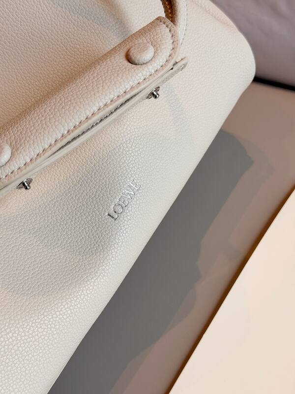 Loewe White shoulder bag — Top Quality Replica