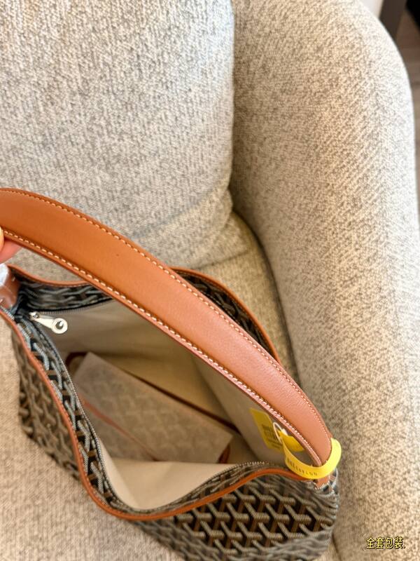 Goyard Brown shoulder bag — AAA Quality Replica