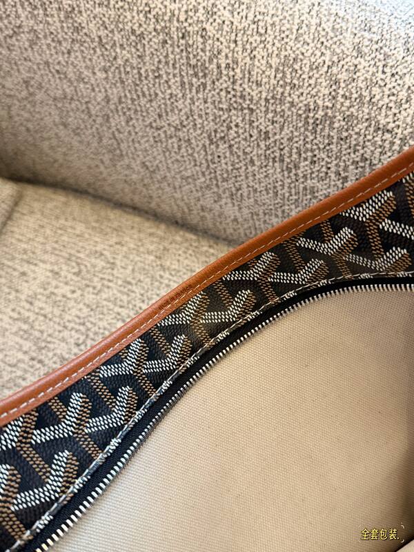 Goyard Brown shoulder bag — AAA Quality Replica