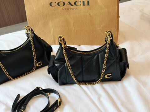 Coach Juliet Black leather gold hardware 22cm crossbody Premium Replica
