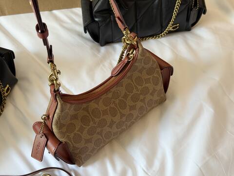 Coach Juliet Pocket 22 Signature Canvas Brown 22cm crossbody AAA Quality Replica
