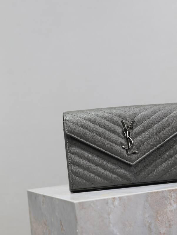 Saint Laurent Caviar everyday — Top Quality Replica