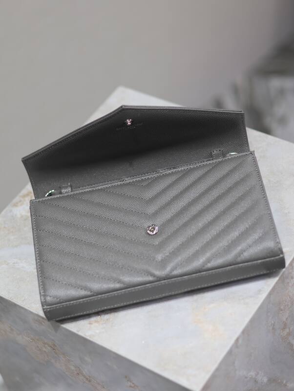 Saint Laurent Caviar everyday — Top Quality Replica