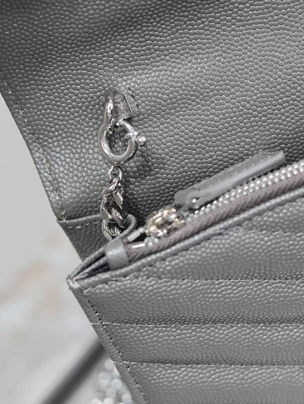 Saint Laurent Caviar everyday — 1:1 Replica
