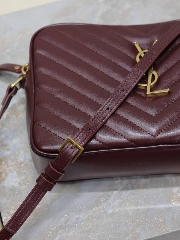 Saint Laurent Red everyday — 1:1 Replica