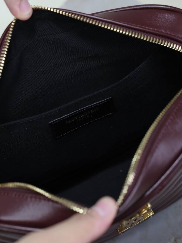 Saint Laurent Red everyday — 1:1 Replica