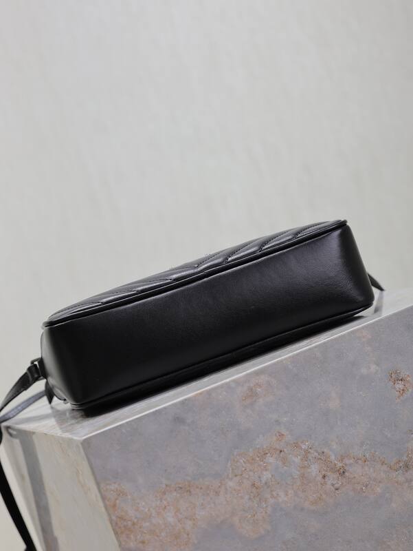 Saint Laurent Black everyday — Top Quality Replica