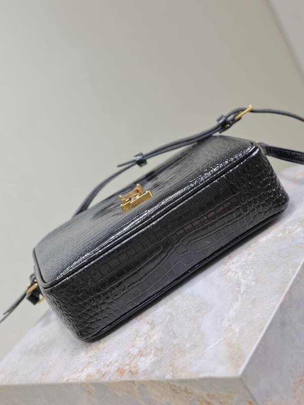 Saint Laurent Black everyday — Top Quality Replica