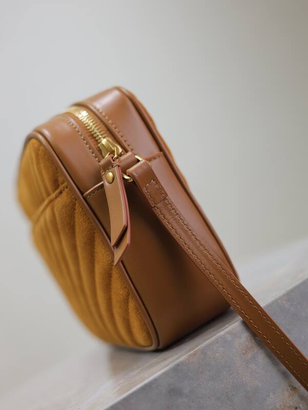 Saint Laurent Gold everyday — Premium Replica