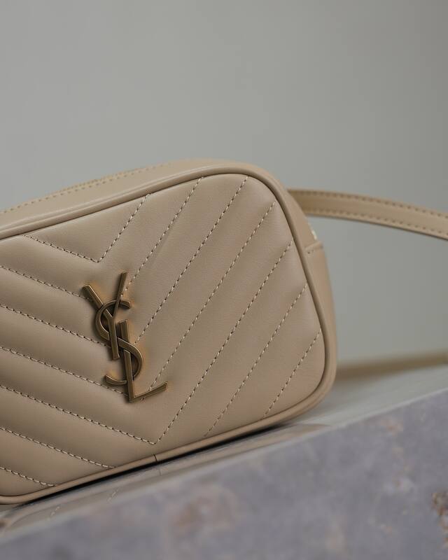 Saint Laurent Gold everyday — Premium Replica