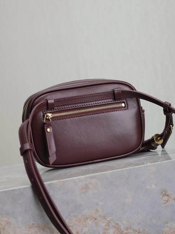 Saint Laurent Red everyday — Premium Replica