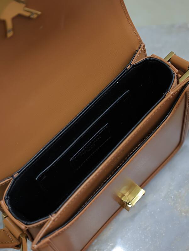 Saint Laurent everyday — 1:1 Replica