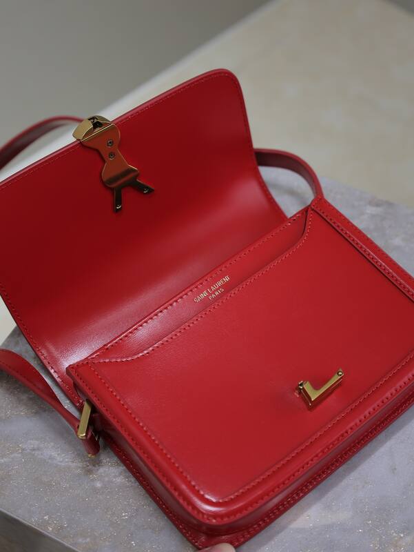Saint Laurent Red everyday — 1:1 Replica