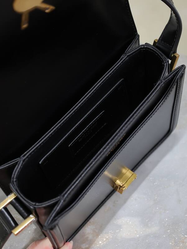Saint Laurent Black everyday — Top Quality Replica