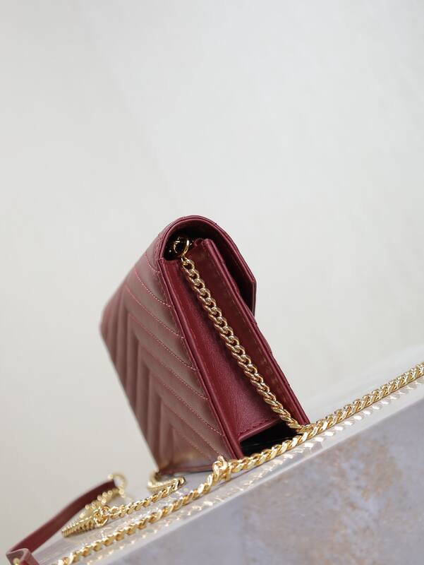Saint Laurent Red everyday — Premium Replica