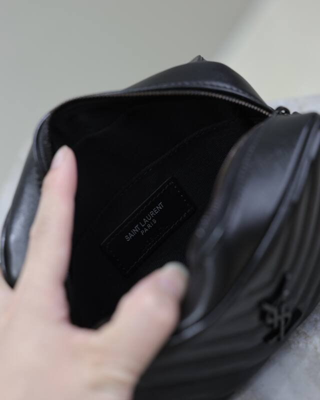 Saint Laurent Black everyday — Top Quality Replica